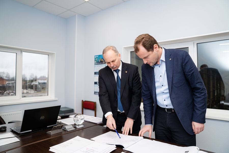 ���� ���